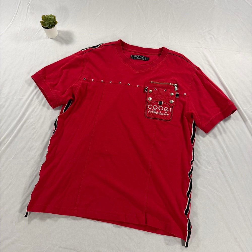 Coogi Y2K Short Sleeve T Shirt Embroidered Red Size L V Neck
